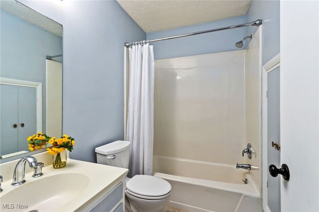 236-238 W Liberty Street, Medina, OH 44256