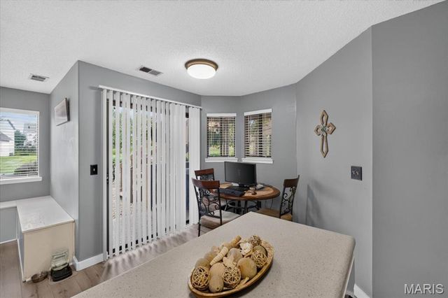 1710 Hemingway Lane B, Weldon Spring, MO 63304