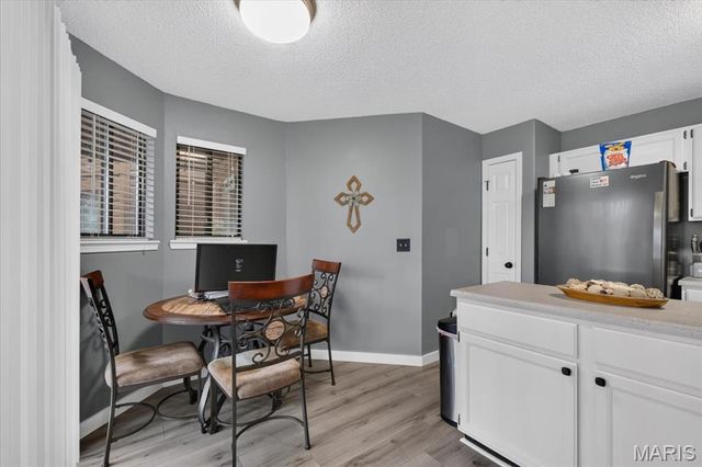 1710 Hemingway Lane B, Weldon Spring, MO 63304