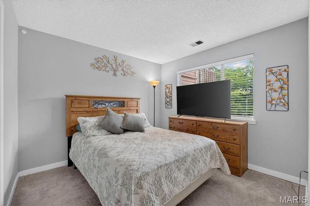 1710 Hemingway Lane B, Weldon Spring, MO 63304