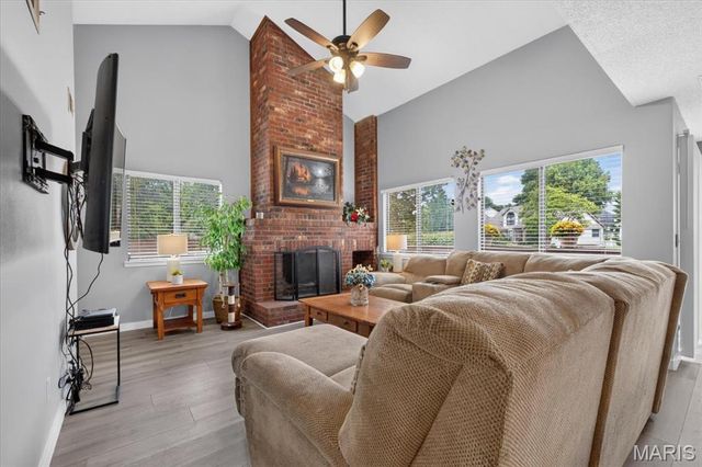 1710 Hemingway Lane B, Weldon Spring, MO 63304