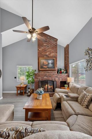 1710 Hemingway Lane B, Weldon Spring, MO 63304