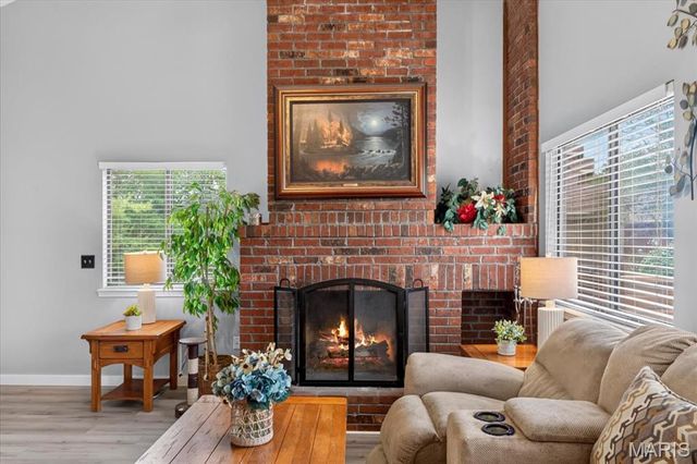 1710 Hemingway Lane B, Weldon Spring, MO 63304