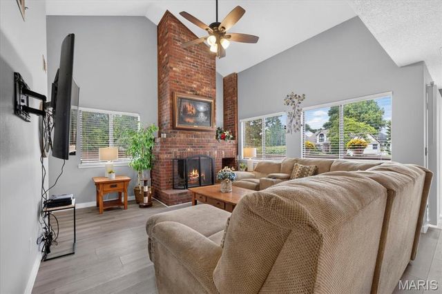 1710 Hemingway Lane B, Weldon Spring, MO 63304