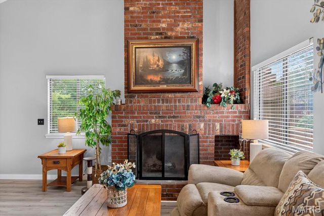 1710 Hemingway Lane B, Weldon Spring, MO 63304