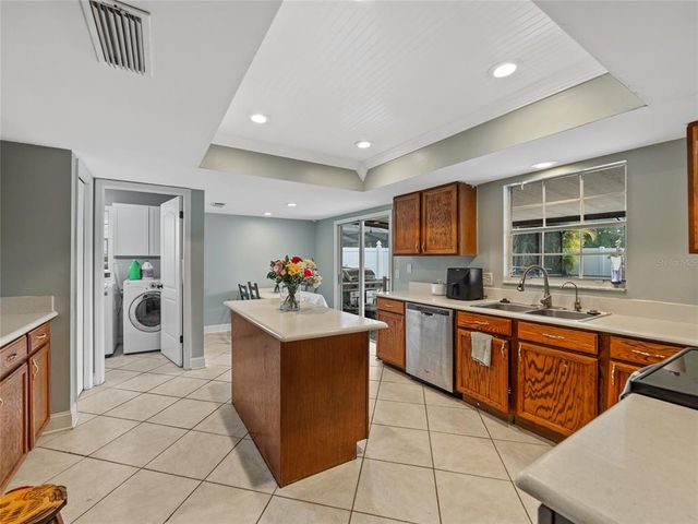 2619 GREEN VALLEY STREET, Valrico, FL 33596