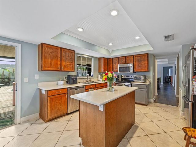 2619 GREEN VALLEY STREET, Valrico, FL 33596