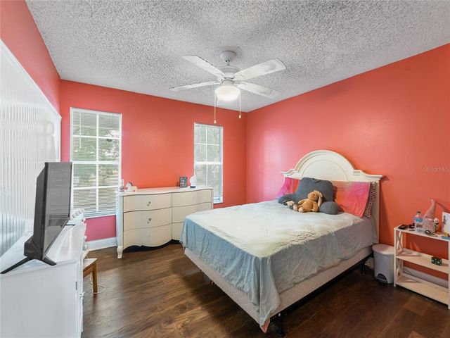 2619 GREEN VALLEY STREET, Valrico, FL 33596
