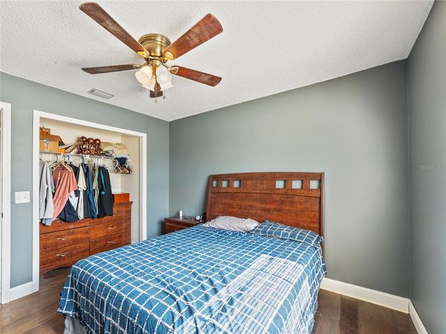 2619 GREEN VALLEY STREET, Valrico, FL 33596