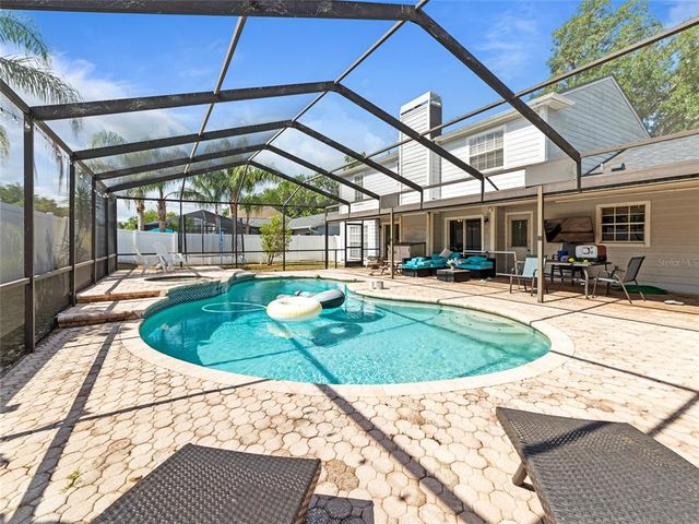 2619 GREEN VALLEY STREET, Valrico, FL 33596