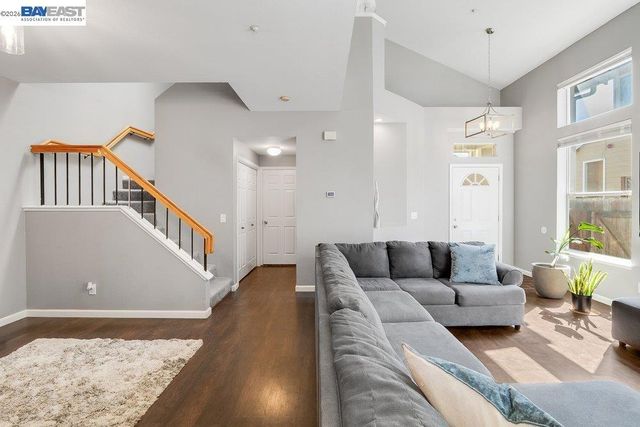 97 Del Sur St, Vallejo, CA 94591