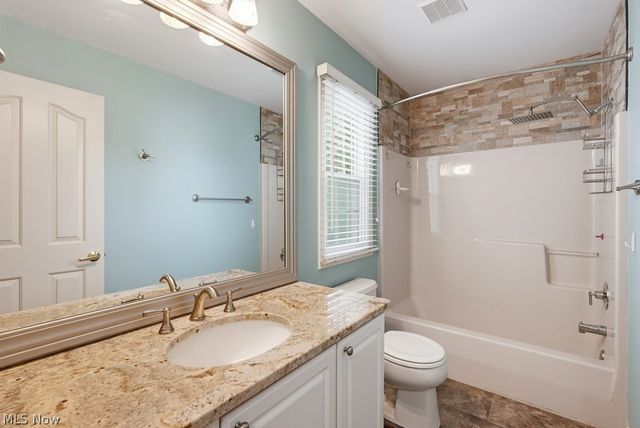 533 Continental Drive, Sagamore Hills, OH 44067