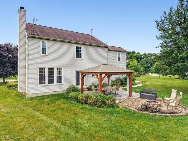 533 Continental Drive, Sagamore Hills, OH 44067