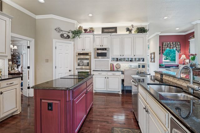 1420 Bent Trail Circle, Southlake, TX 76092