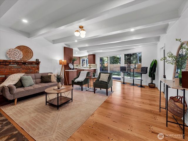 9616 242nd Place SW, Edmonds, WA 98020