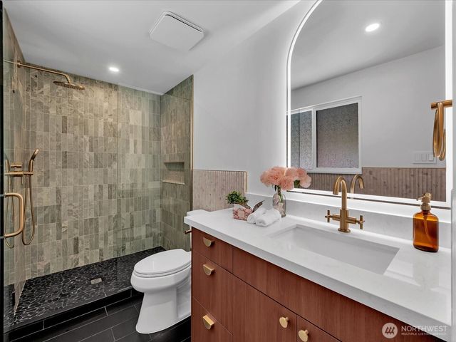 9616 242nd Place SW, Edmonds, WA 98020