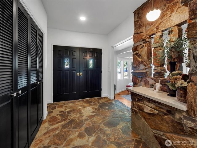 9616 242nd Place SW, Edmonds, WA 98020