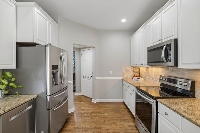 402 Freesia Ct, Franklin, TN 37064