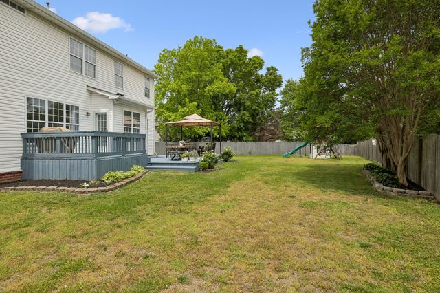 402 Freesia Ct, Franklin, TN 37064