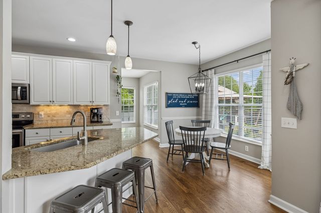 402 Freesia Ct, Franklin, TN 37064