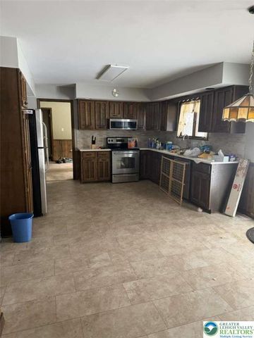 6204 Grouse Drive, East Allen Twp, PA 18017