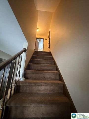 6204 Grouse Drive, East Allen Twp, PA 18017