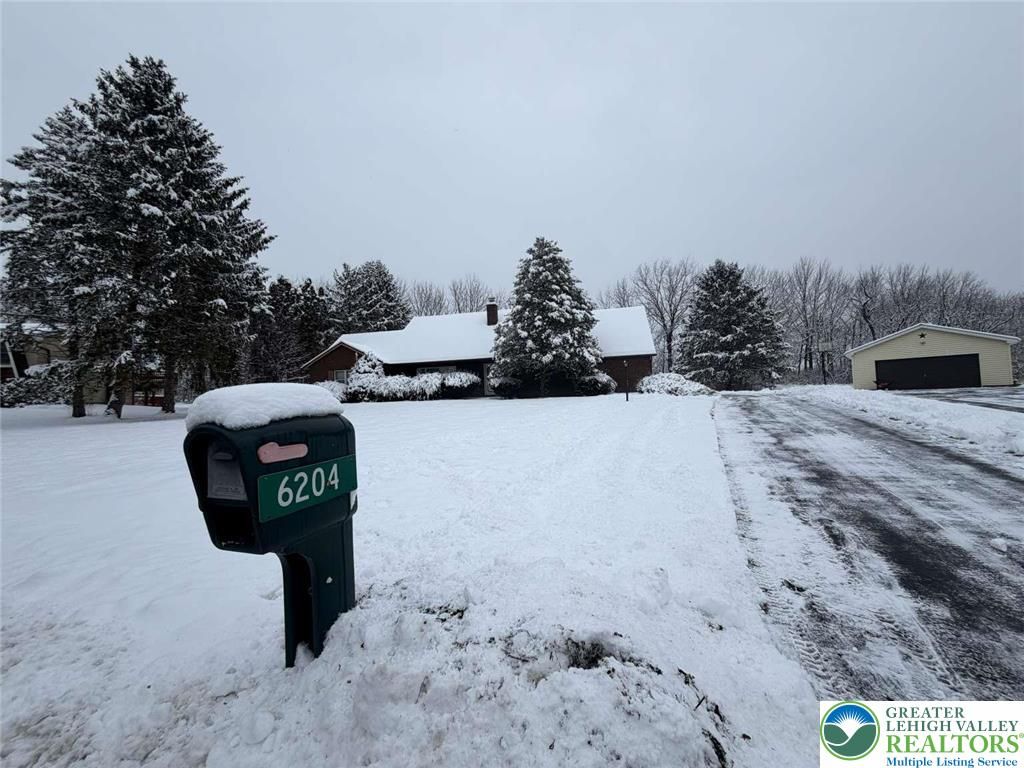 6204 Grouse Drive, East Allen Twp, PA 18017