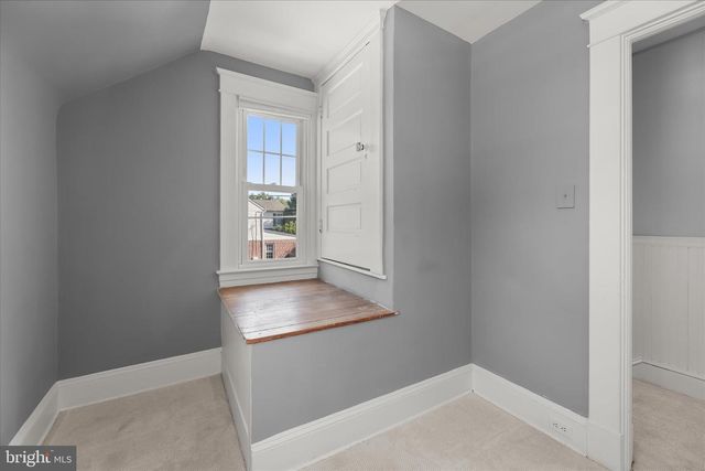 101 LOCUST DR, Catonsville, MD 21228