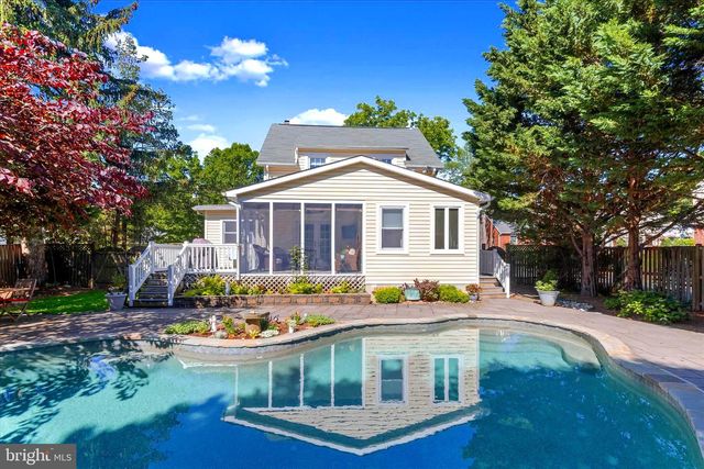 101 LOCUST DR, Catonsville, MD 21228