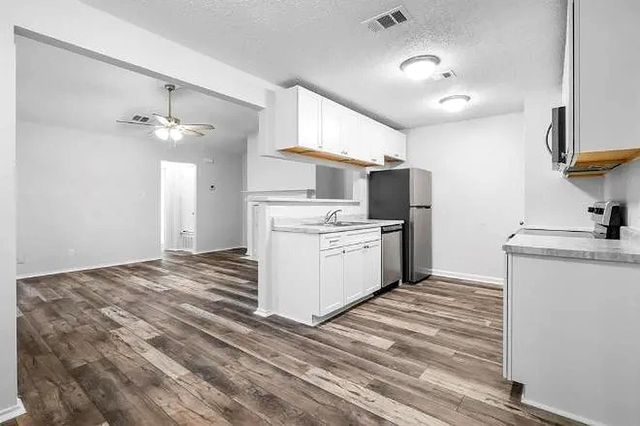 13306 Waverly CT A, Austin, TX 78729