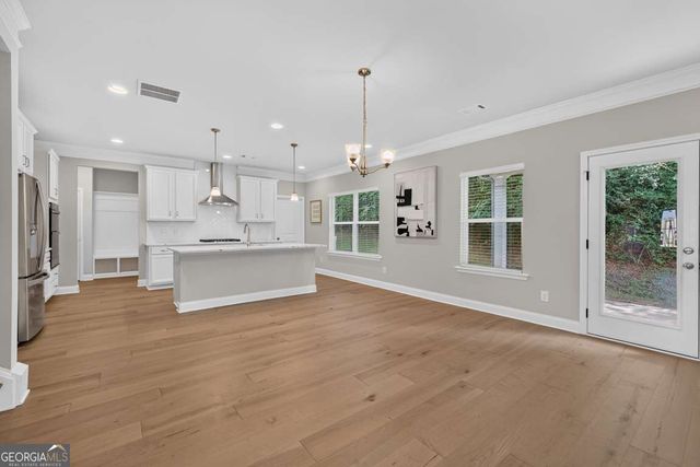 5270 Woodline View Circle, Auburn, GA 30011