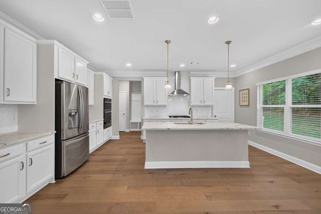 5270 Woodline View Circle, Auburn, GA 30011