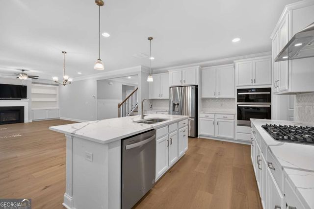5270 Woodline View Circle, Auburn, GA 30011
