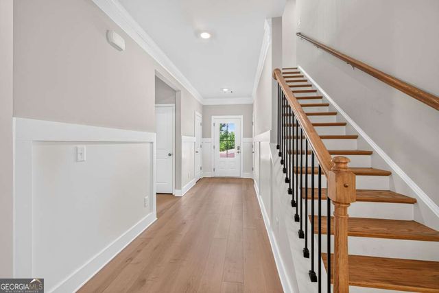 5270 Woodline View Circle, Auburn, GA 30011