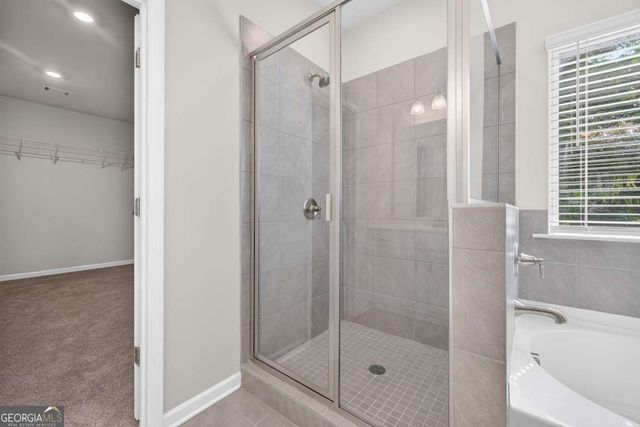 5270 Woodline View Circle, Auburn, GA 30011