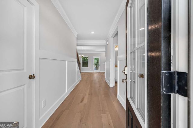 5270 Woodline View Circle, Auburn, GA 30011