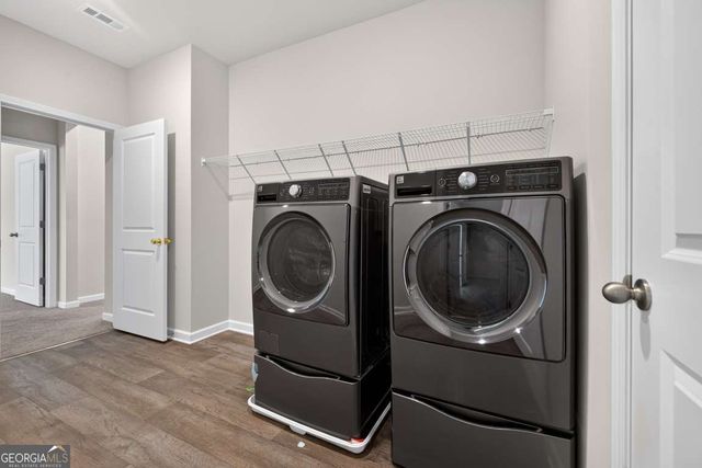 5270 Woodline View Circle, Auburn, GA 30011