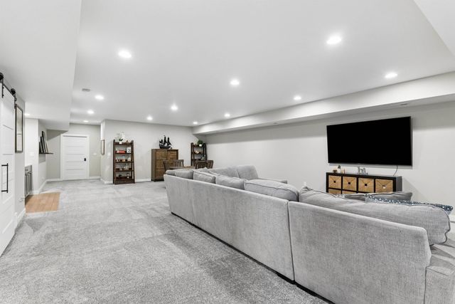 7343 Wagner Road, Cedar Falls, IA 50613