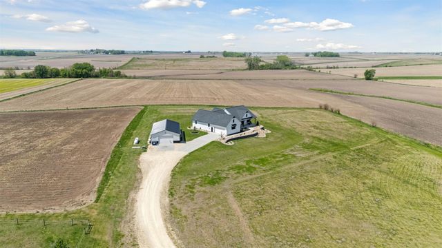 7343 Wagner Road, Cedar Falls, IA 50613