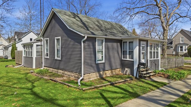 403 S 8th Street, Dekalb, IL 60115