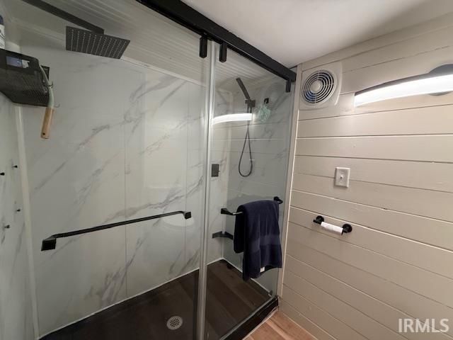 713 E Fairview Avenue, South Bend, IN 46614