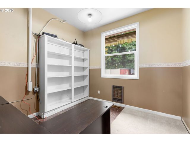 13047 Se RAMONA St, Portland, OR 97236