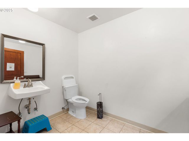 13047 Se RAMONA St, Portland, OR 97236