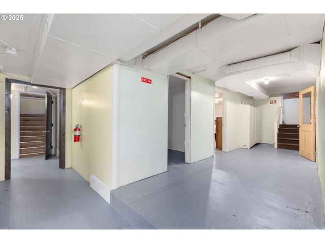 13047 Se RAMONA St, Portland, OR 97236