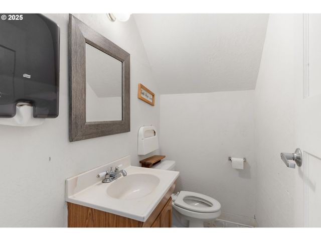 13047 Se RAMONA St, Portland, OR 97236