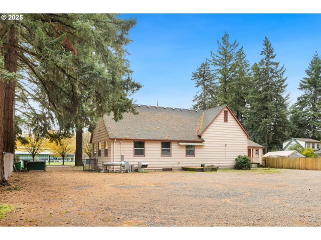 13047 Se RAMONA St, Portland, OR 97236