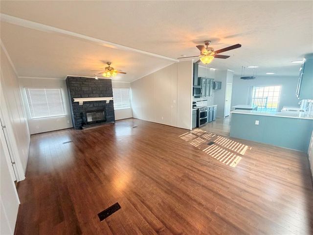 2508 Spring Valley Lane, Yukon, OK 73099