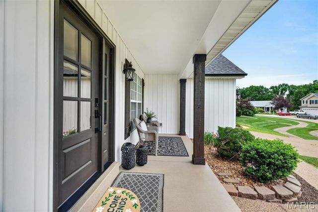 2008 Archway Drive, Wentzville, MO 63385