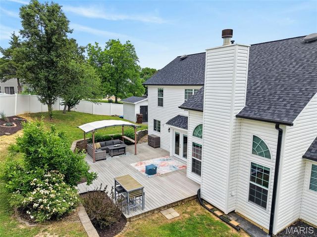 2008 Archway Drive, Wentzville, MO 63385