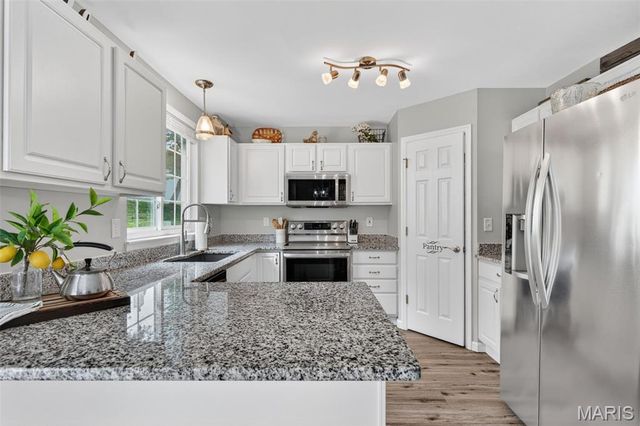 2008 Archway Drive, Wentzville, MO 63385